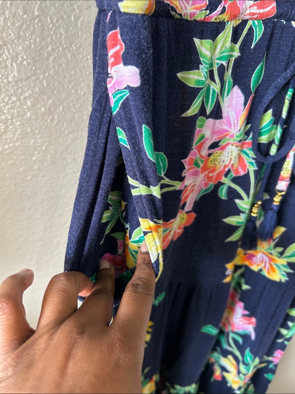 Tommy Bahama Women’s Navy Floral Maxi Dress Tropical Blooms Sz S Vacay TC0024 - Picture 6 of 8